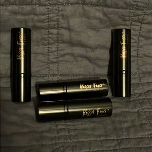 Belle Beauty by Kim Gravel Kisser Fixer Classic Lipstick PETAL PINK new